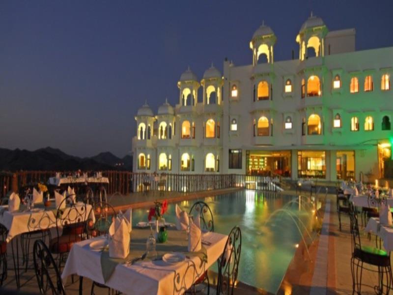 Bhairavgarh Palace Удайпур Екстериор снимка